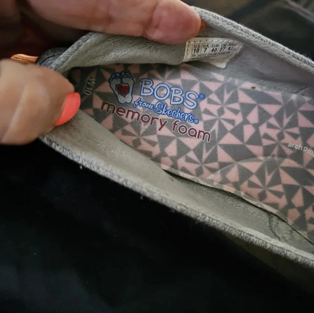 Bobs by Sketchers Silver shoes - Picture 4 of 8
